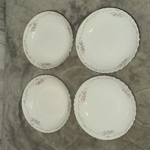 0124 Set of 4 Gold Standard Genuine Porcelain China Desert Bowls